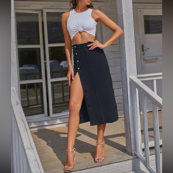 Boho button detail denim midi skirt - Picture 5 of 16